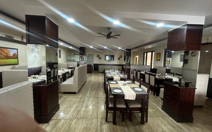 Hotel Anant Restaurant And Bar