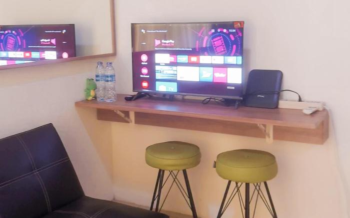 Lovely 2BR Apt Belmont Residence Puri By Travelio