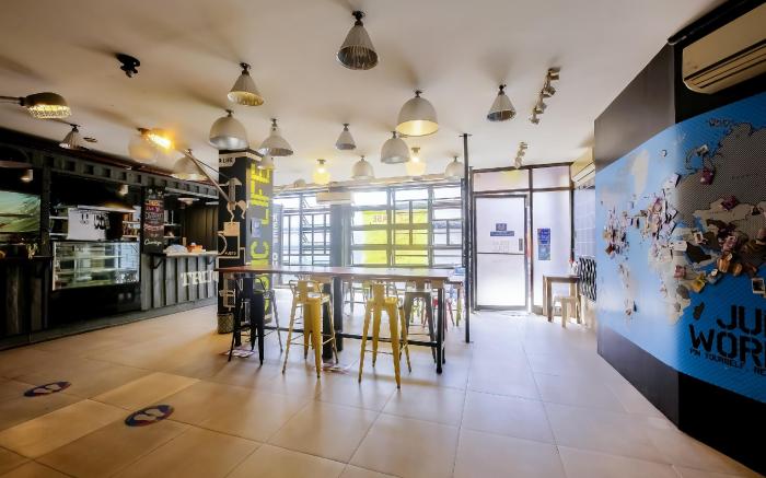 Junction Hostel, Poblacion Makati Avenue, Manila