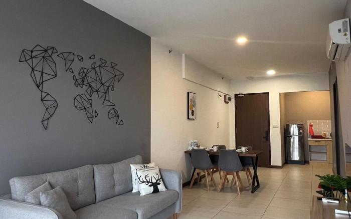 K Avenue 2br Family Room Near KK Airport CITY VIEW