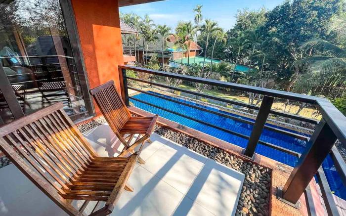 Luxury Earth Villa. Tropical Vibes, Pool Table.