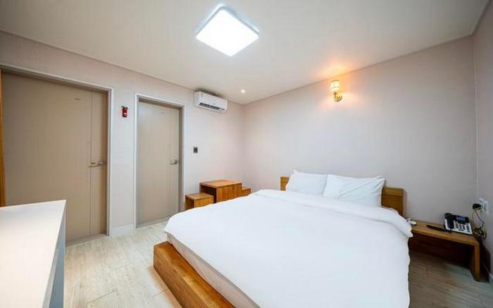 Daegu Hwanggeumdong Hotel TOP365
