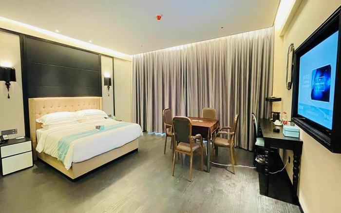 XANA hotelle Nanchang East high speed Railway Station Changdong Road
