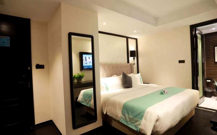 XANA Hotel, Nanchang Xianghu Park, Jiangling Metro Station