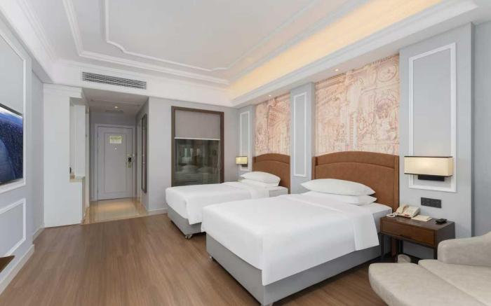 Vienna International Hotel New central store in Honggutan University Town Nanchang