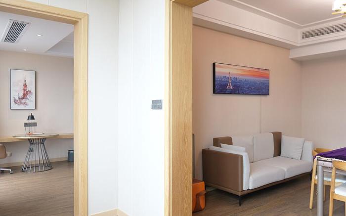 Vienna Hotel JiuJiang LuShan Mountain ropeway high speed railway station