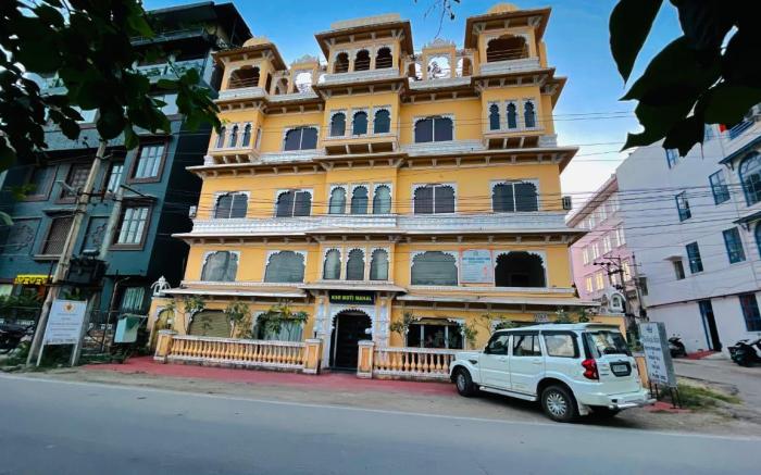 Hotel Moti Mahal by A Reva Group