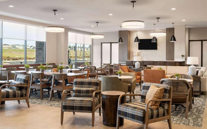 La Quinta Inn and Suites by Wyndham Lincoln