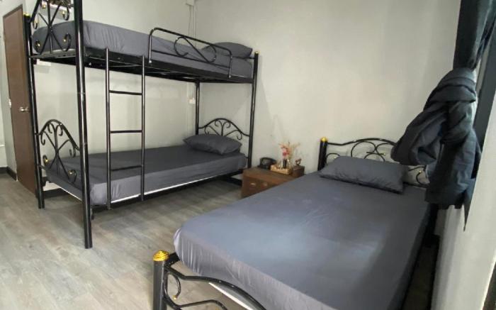 89 Bed & Studio Hostel
