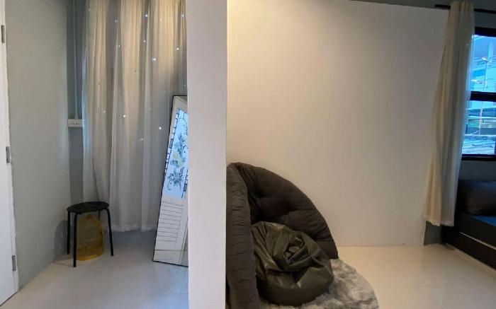 89 Bed & Studio Hostel