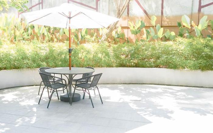 Homey 3BR at Grand Sungkono Lagoon Apt By Travelio
