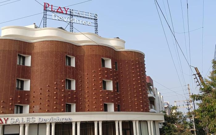 PLAYSALES DEVISHREE