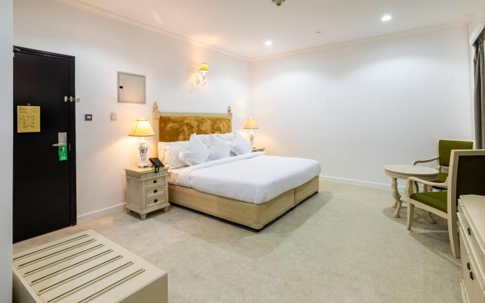 Crown Park Hotel