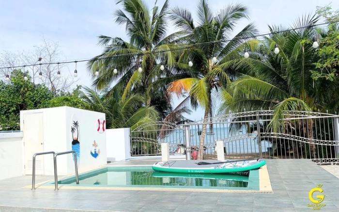 GAO Deluxe Beachfront Pool House