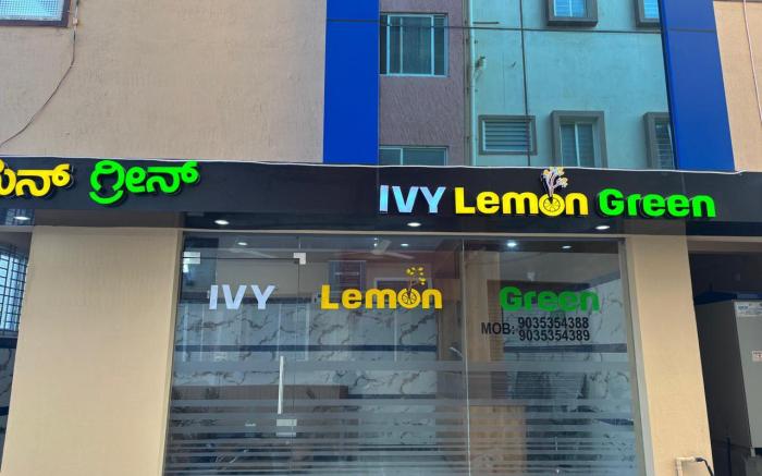 Ivy Lemon Green
