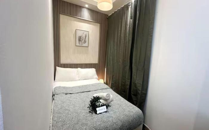 Frank Partition Room In Tecom 3 Mins to Metro