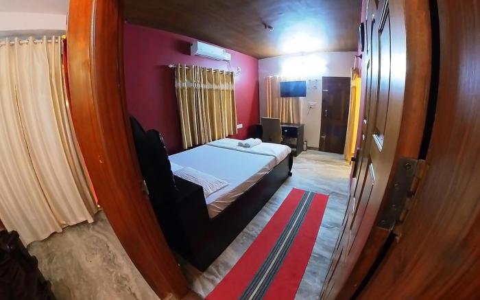 Makam Holiday Home
