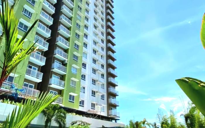 MesaCondo Studio with Balcony