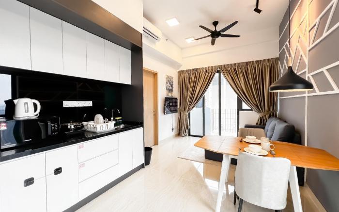 The Luxe by Manhattan Group Signature