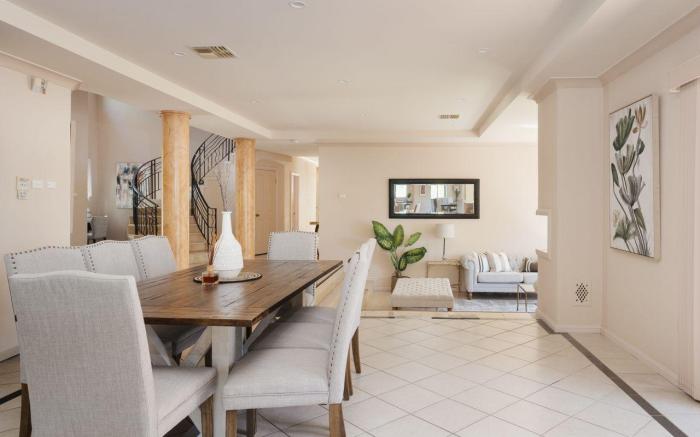 The Valley Way Luxury Estate