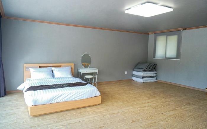 Hoengseong Nature Healing Pool Villa