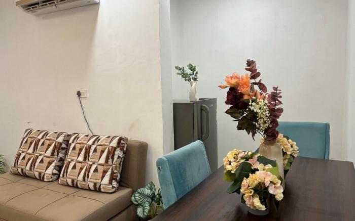 Opulent Oasis: 2BHK by IOI Stays