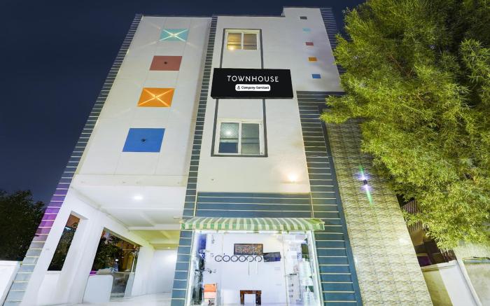 Super Townhouse Chennai Near Airport Formerly Sai Bala Budget