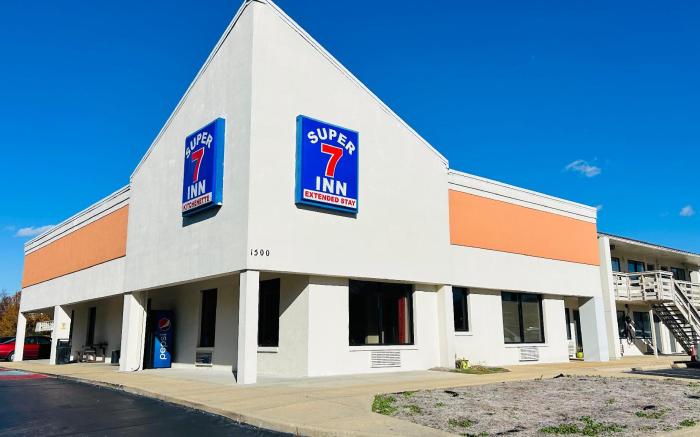 Super 7 Inn By OYO Tupelo Hwy 178