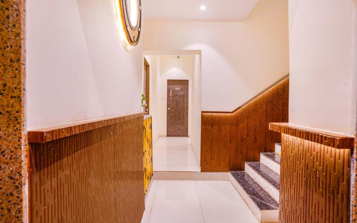 FabExpress Dhanlaxmi Residency