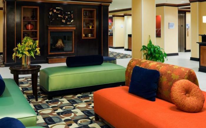 Holiday Inn Express & Suites Salt Lake City South-Murray By IHG