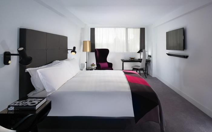 Sea Containers London