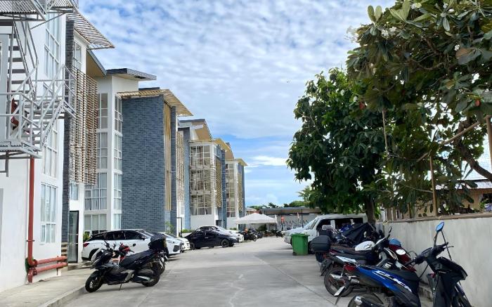 Cozy condo near Mactan Airport! - Free Wifi!
