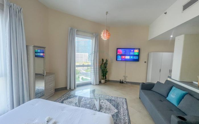 Snug Studio With City Views, Perfect For Couples