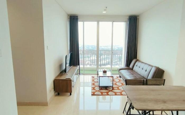 Spacious Retreat At Lucky Residence