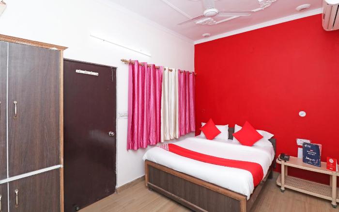 Hotel O Mahalaxmi Palace