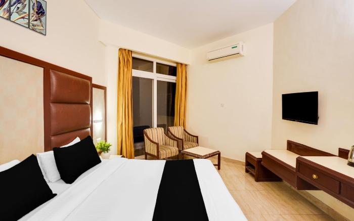 Super Townhouse Oak Silver City Chowk Formerly HW Residency