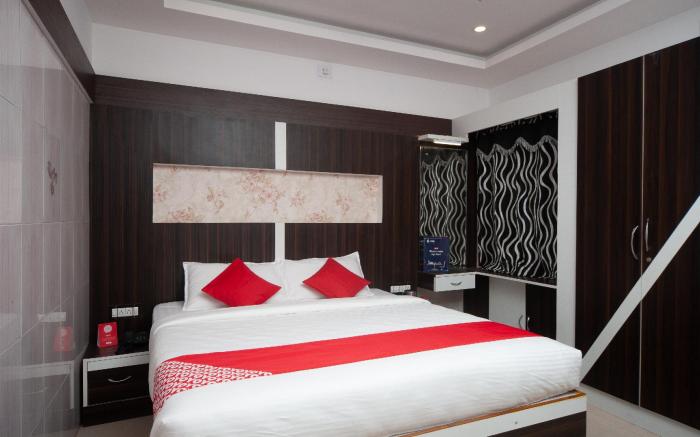 OYO 22923 Peace Residency