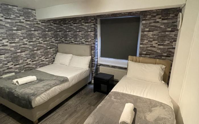 Euston Budget Apartment and Rooms