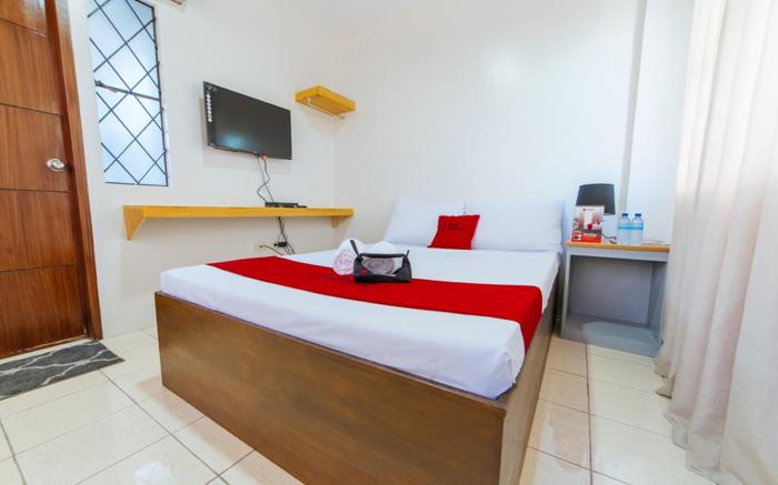 RedDoorz Plus @ Casa Lucia Sindalan San Fernando City Pampanga