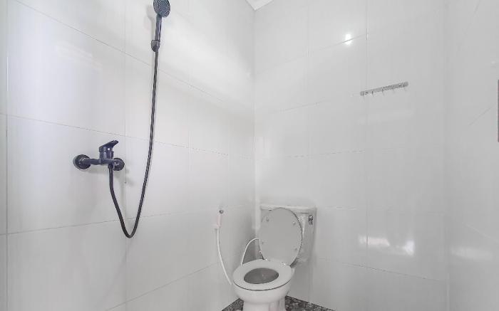 Urbanview Aurel House Cirebon