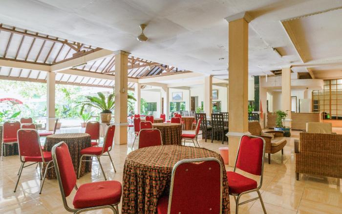 Urbanview Hotel Cendrawasih Lahat By RedDoorz