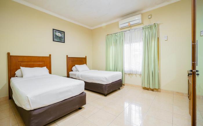 Urbanview Hotel Cendrawasih Lahat By RedDoorz