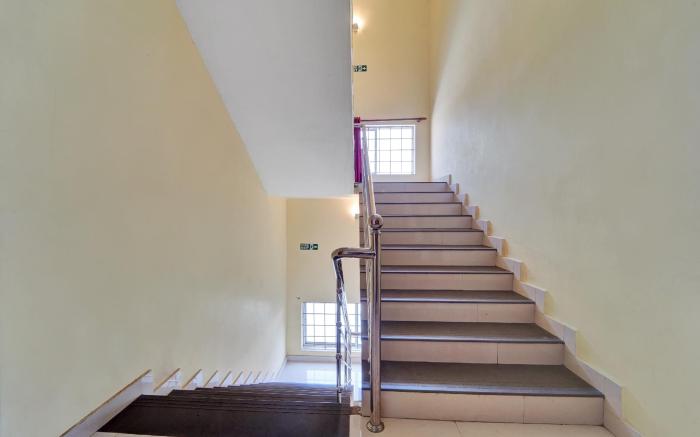 Super Townhouse Ernakulam North