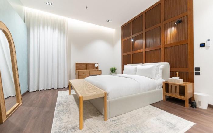 2-Bedroom Luxury Flat in Alyasmin