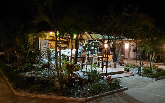 Hom Sawat Village Resort