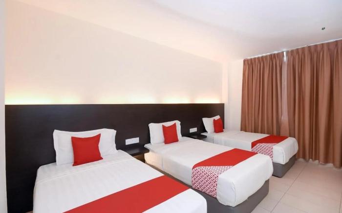 Twin Room - Located in the heart of Miri