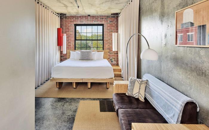 The LOOM Hotel, Tapestry Collection by Hilton