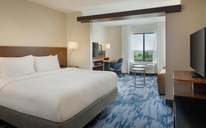 Fairfield by Marriott Inn & Suites Lincoln Southeast