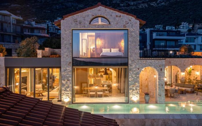 Calliope, Epic Elegance Retreat
