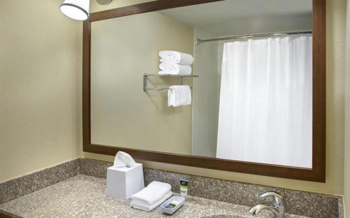 Four Points by Sheraton Charleston